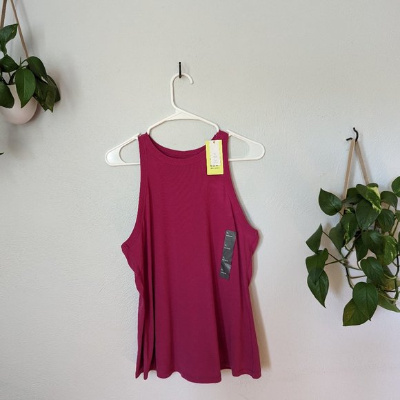 All in Motion - Active Tank - XL - Cranberry - Picture 1 of 4